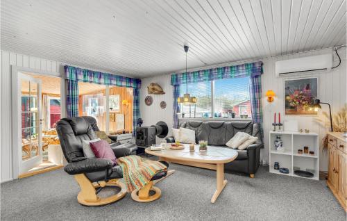 Sønder Nissum Maison | Awesome Home In Ulfborg With Kitchen