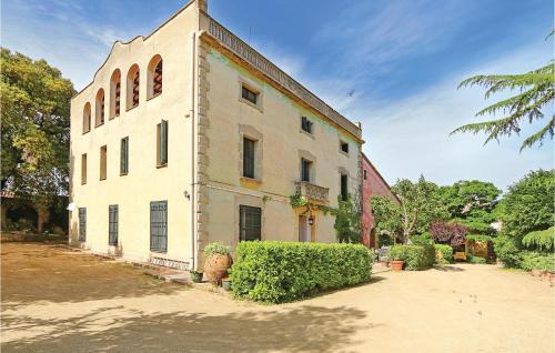 Vilanova del Valles Maison | Awesome Home In Vilanova Del Vallès