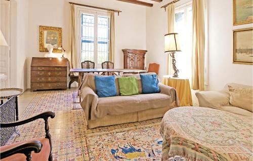 Vilanova del Valles Maison | Awesome Home In Vilanova Del Vallès