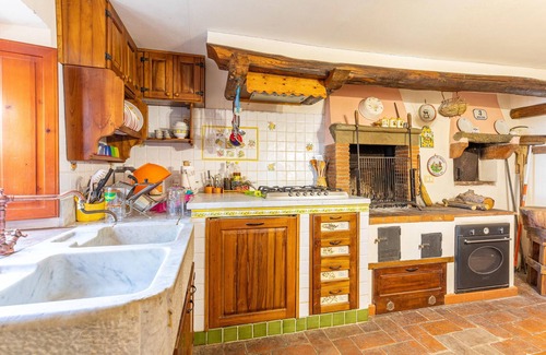 Saturnana Maison | Superbe maison à Villa di Piteccio