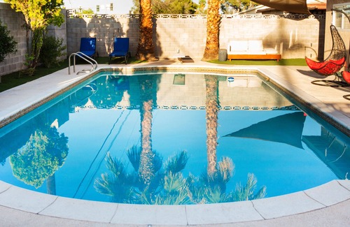 Chinatown Maison | Superbe maison grande piscine près de Strip 4BD WIFI