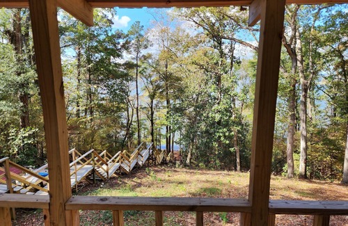 Georgetown Maison | Awesome lake property