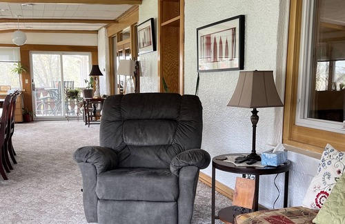 Richland Center Appartement | Awesome Little Penthouse