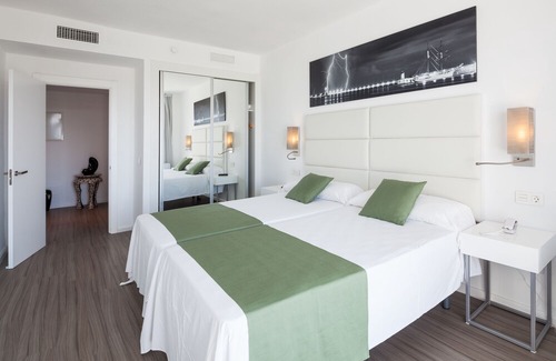 San Antonio Bay Appartement | AxelBeach Ibiza Spa & Beach Club - Adults Only