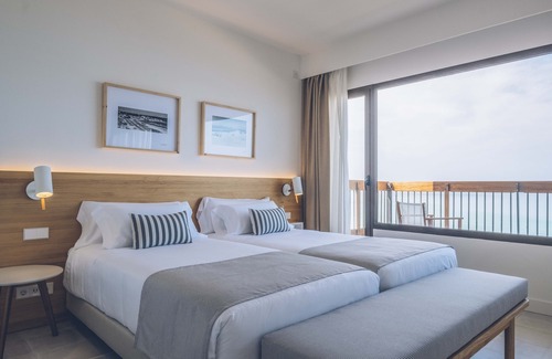 Ses Cadenes Hôtel | AYA Seahotel – Adults Only