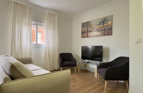 Explanada de la Estacion Appartement | 3 bedrooms City Center apartment, WIFI, A/C, beach/city location (train station)