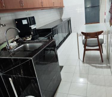 Pulai Maison | Aydan Homestay, UTM, Taman Sri Pulai, Skudai