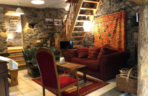 Luzenac Maison | Grande maison de vacances en haute-Ariège Pyrénées, près d'Ax-les-Thermes