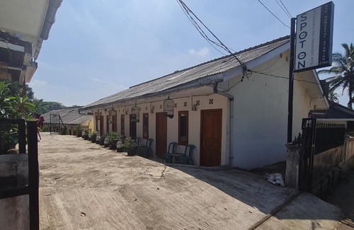 Cikembar Maison | AYU HOMESTAY SYARIAH SUKABUMI
