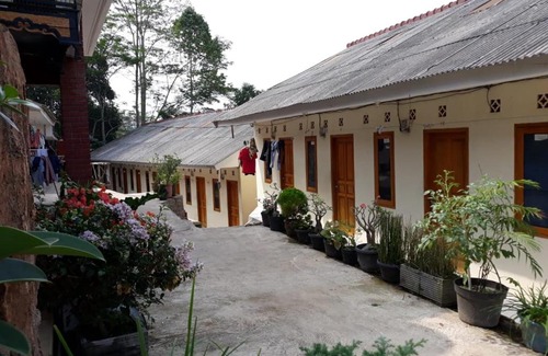 Cikembar Maison | AYU HOMESTAY SYARIAH SUKABUMI
