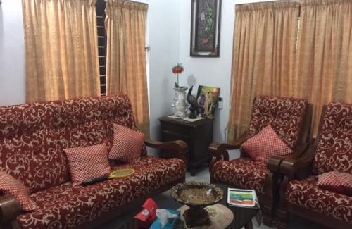 Irinjalakuda Maison | Ayur Padma Subram Home Stay