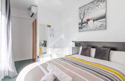 Canillas Hôtel | AYZ Javier Cabrini - Auto check-in property