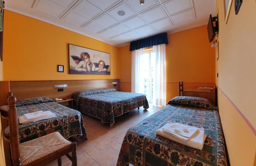 Baveno Hôtel | Azalea Hotel