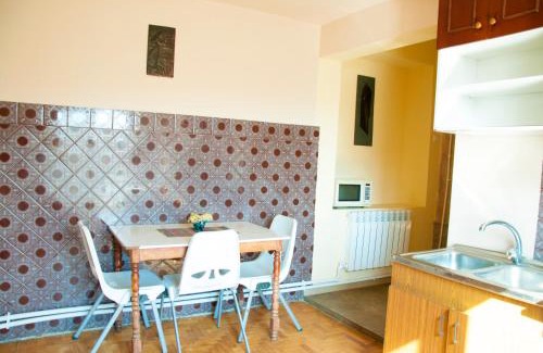 Geghashen Maison | Azhdahak B&B in Geghashen , Abovyan
