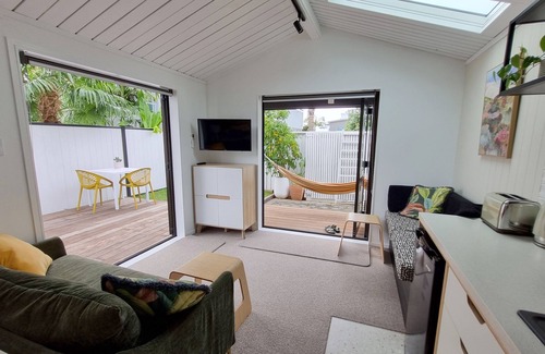 Welcome Bay Appartement | Azores Harbourside Studio; self contained unit