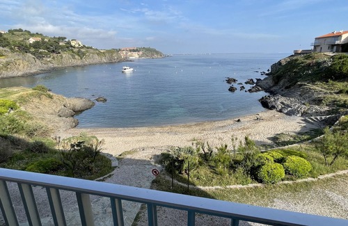 Collioure Appartement | AZUR Les pieds dans l'eau - WIFI FIBRE- PARKING Couvert ☀️