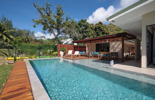 Moorea-Maiao Villa | Azure Beachfront Villa 3 bedrooms