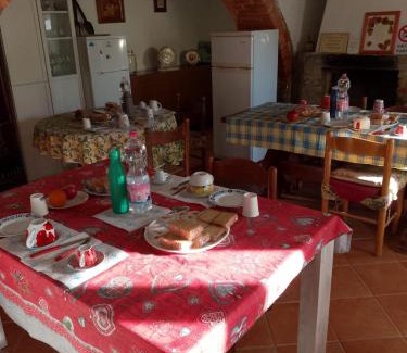 Pergine Valdarno Lit Et Petit-Déjeuner | Azzurre BeB