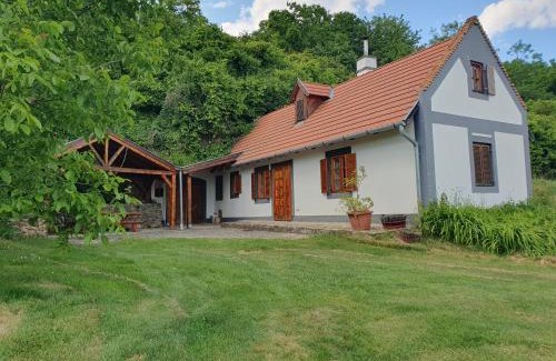 Kaptalantoti Appartement | Bácshegyi Vendégház 1