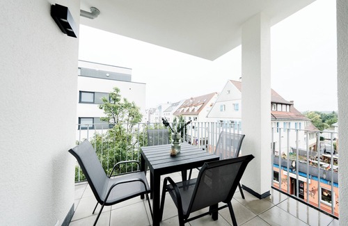 Boeblingen Appartement | Böblingen02, Center, Parking space, Daimler