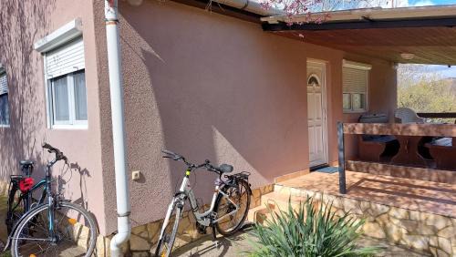 Bubanatvolgy Appartement | Búbánatvölgyi Apartman Esztergom