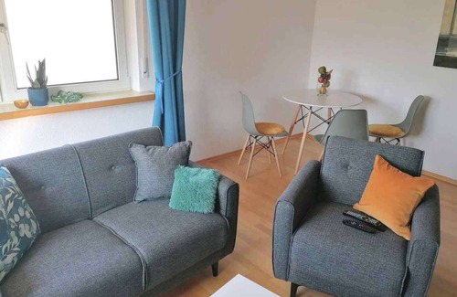 Buerstadt Appartement | Bür01 Light-flooded Cozy Apartment in Bürstadt