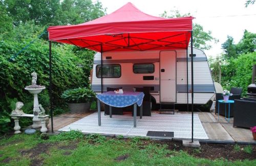 Municipality of Molenlanden Lit Et Petit-Déjeuner | B&B Öland Caravan "Juf Jansen"