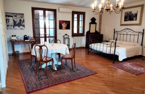Cologne Lit Et Petit-Déjeuner | B&B Cascina in Franciacorta