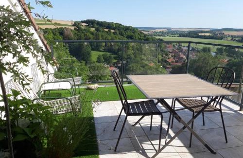 Dun-sur-Meuse Lit Et Petit-Déjeuner | B&B CHEZ FOUCHS - Chambre d'hôtes
