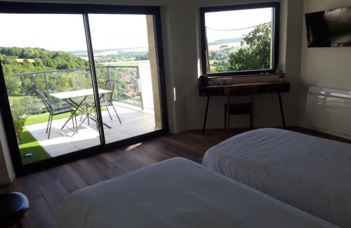 Dun-sur-Meuse Lit Et Petit-Déjeuner | B&B CHEZ FOUCHS - Chambre d'hôtes