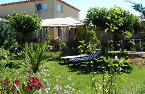 Paraza Lit Et Petit-Déjeuner | B&B Domaine Méditerranée