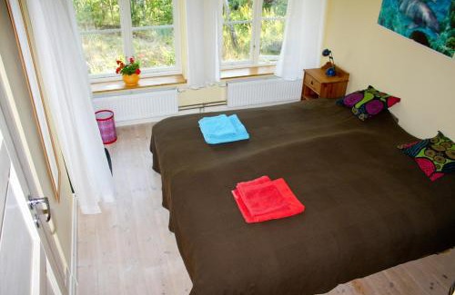 Johanneshov Lit Et Petit-Déjeuner | B&B Eco-Village 12 min from city