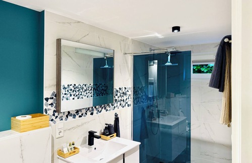 Municipality of Tilburg Lit Et Petit-Déjeuner | B&B Eekhoornpad / Vakantiehuisje in de Bossen van Stadsbos013