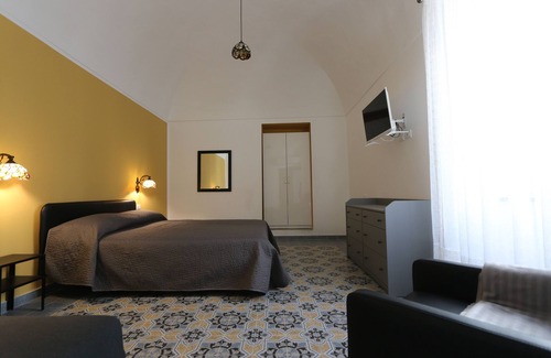 Atessa Lit Et Petit-Déjeuner | B&B Ex Albergo Centrale Atessa a place that has a history
