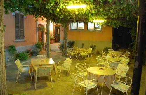 Passignano sul Trasimeno Lit Et Petit-Déjeuner | B&B Florida House