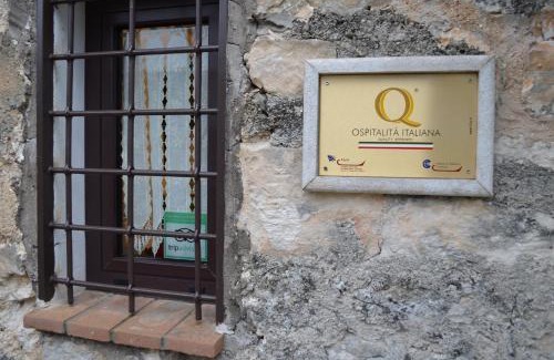 Collepardo Lit Et Petit-Déjeuner | B&B Foresteria Della Certosa