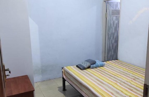 Genteng Maison | B&B Guest House