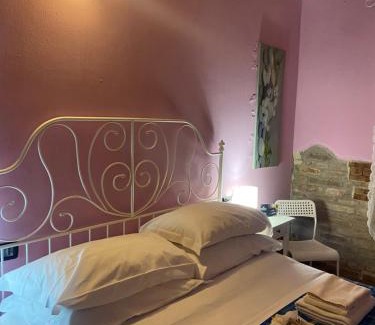 Brescello Lit Et Petit-Déjeuner | B&B Happiness in the Country