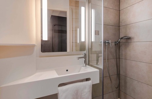 Cholet Hôtel | B&B HOTEL Cholet Nord