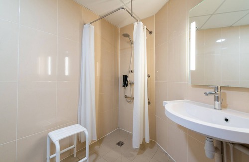 Cholet Hôtel | B&B HOTEL Cholet Sud
