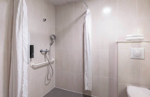 Roubaix Hôtel | B&B HOTEL Lille Roubaix Campus Gare