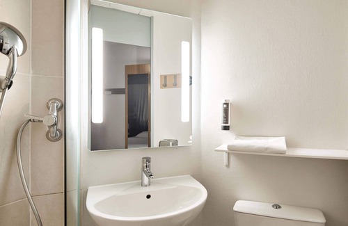 Maurepas Hôtel | B&B HOTEL Maurepas