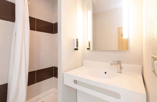 Pau Nord Hôtel | B&B HOTEL PAU Zénith