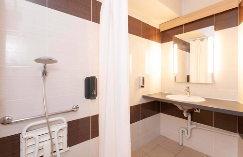 Pau Nord Hôtel | B&B HOTEL PAU Zénith