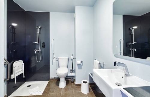 Adamville Hôtel | B&B HOTEL Saint-Maur Créteil