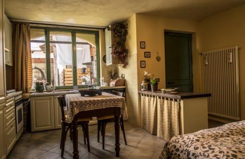 Moncrivello Appartement | B&B Il Mirtillo