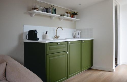 Zaandijk Appartement | B&B La Balena in Zaandijk near Amsterdam
