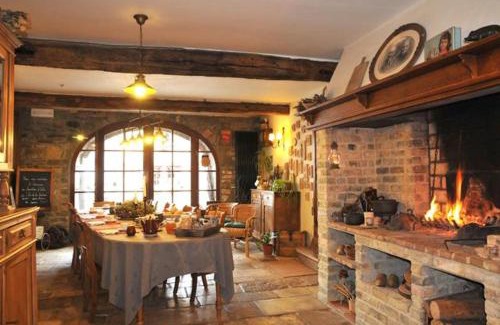 Cheoux Lit Et Petit-Déjeuner | B&B Le Clos de la Fontaine