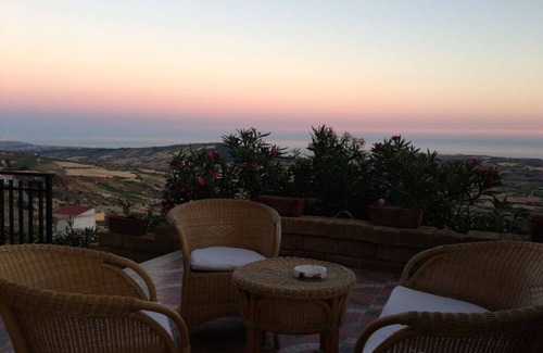 Agrigento Maison | B&B MonteMare-Appartement au 2ème étage pour 12 personnes