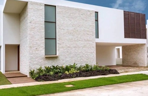 Merida Municipality Lit Et Petit-Déjeuner | B&B, Pool /Jacuzzi, nearby beaches, Cenotes, Pyramids & others